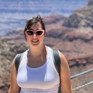 Meet your Posher, Jaclyn